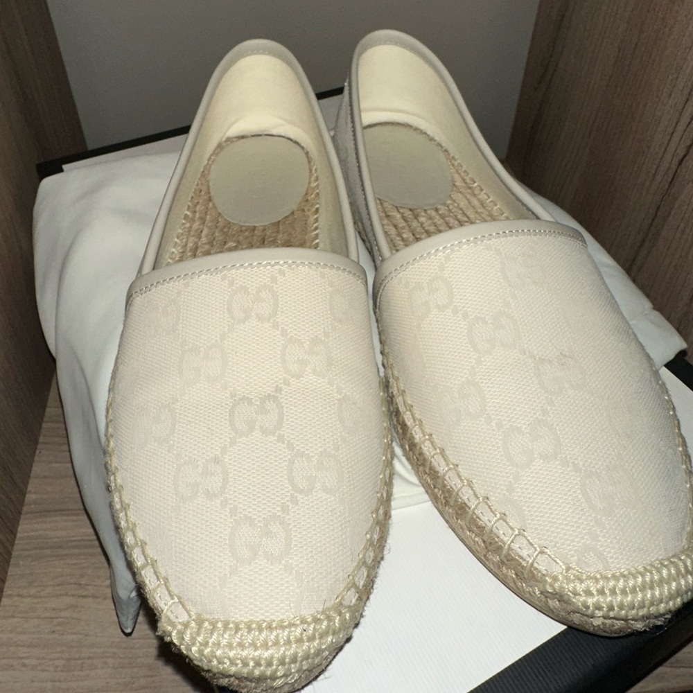 Gucci Women's Beige Fabric Espadrilles
